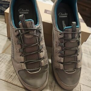 Clarks Men's Taupe and Teal Sneakers